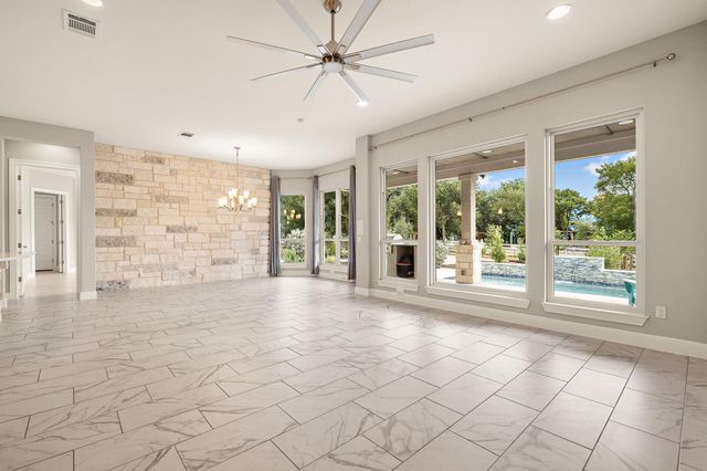 128 Stag Leap CT, Liberty Hill, TX 78642