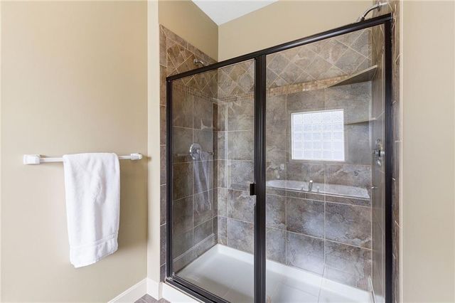 4237 Park Springs Drive, Lee's Summit, MO 64064
