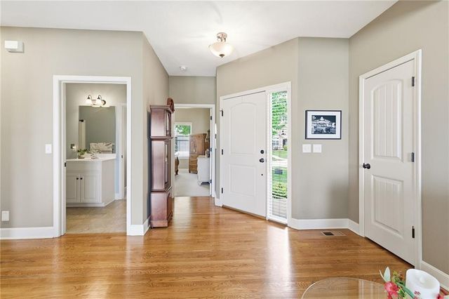 4237 Park Springs Drive, Lee's Summit, MO 64064