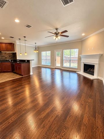 1216 Plaza Way, Richardson, TX 75080