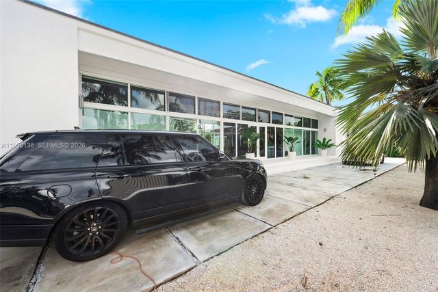 1000 NE 89th St, Miami, FL 33138