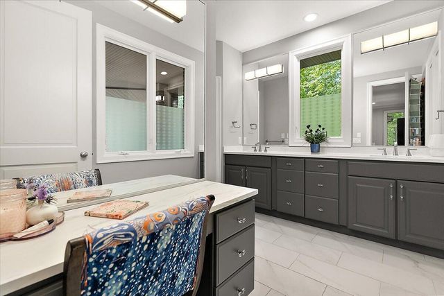 4166 Mystic Oak Court NE, Grand Rapids, MI 49525