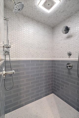 4166 Mystic Oak Court NE, Grand Rapids, MI 49525