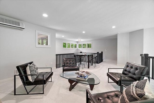 4166 Mystic Oak Court NE, Grand Rapids, MI 49525