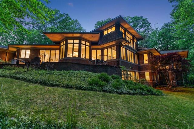 4166 Mystic Oak Court NE, Grand Rapids, MI 49525