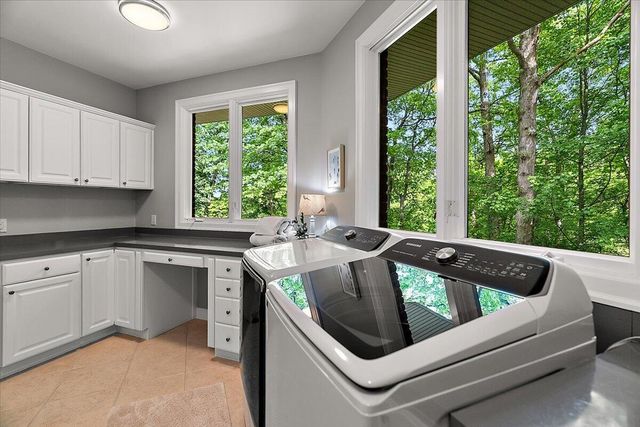 4166 Mystic Oak Court NE, Grand Rapids, MI 49525