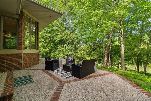 4166 Mystic Oak Court NE, Grand Rapids, MI 49525