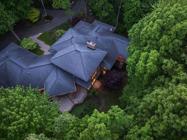 4166 Mystic Oak Court NE, Grand Rapids, MI 49525