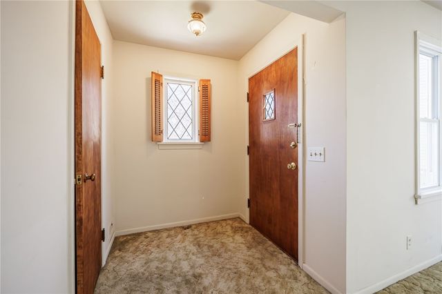 65 Villewood Drive, Greece, NY 14616