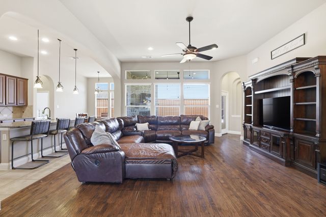 2903 Ellsworth Avenue, Melissa, TX 75454