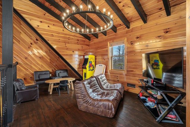 1080 State Hwy 715, Rogers, KY 41365