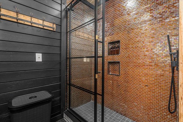 1080 State Hwy 715, Rogers, KY 41365