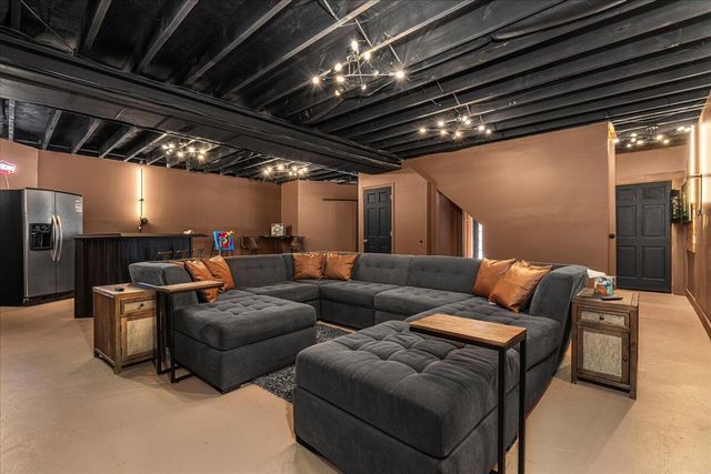 1080 State Hwy 715, Rogers, KY 41365