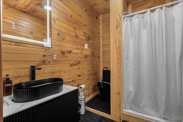 1080 State Hwy 715, Rogers, KY 41365