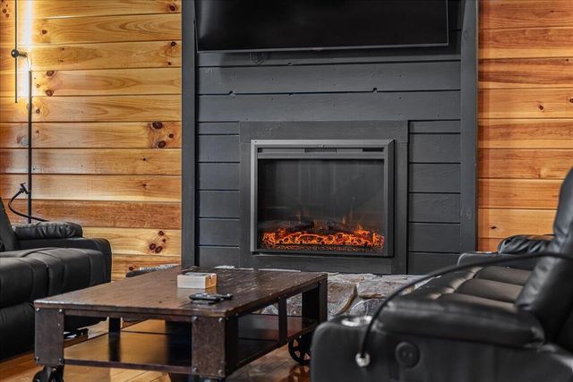 1080 State Hwy 715, Rogers, KY 41365