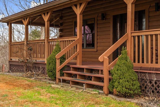 1080 State Hwy 715, Rogers, KY 41365