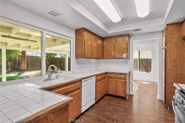 7553 Niagara, Fontana, CA 92336
