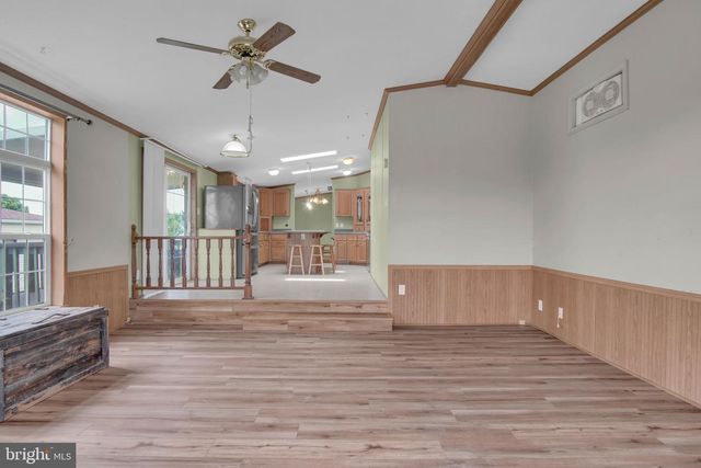 1 PINE ST, Fredericksburg, PA 17026