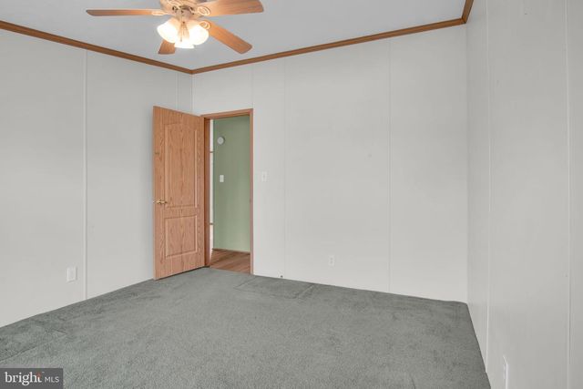 1 PINE ST, Fredericksburg, PA 17026