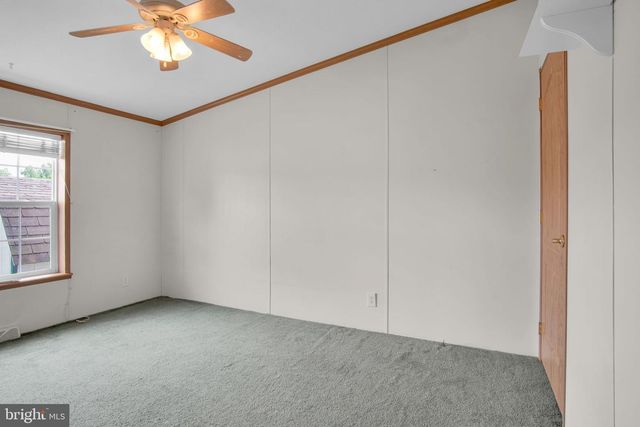 1 PINE ST, Fredericksburg, PA 17026