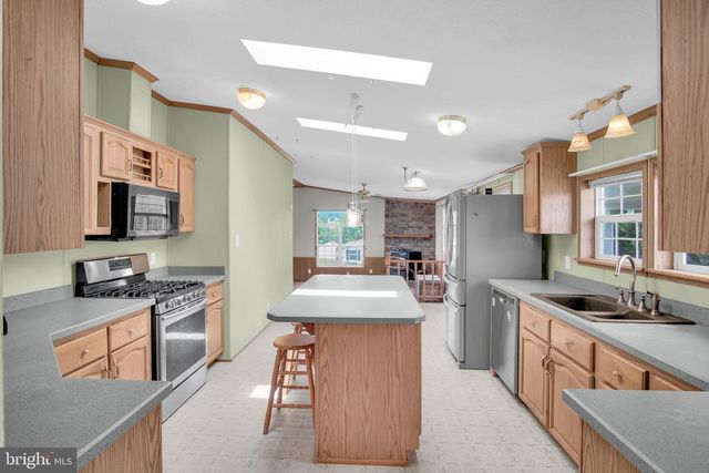 1 PINE ST, Fredericksburg, PA 17026