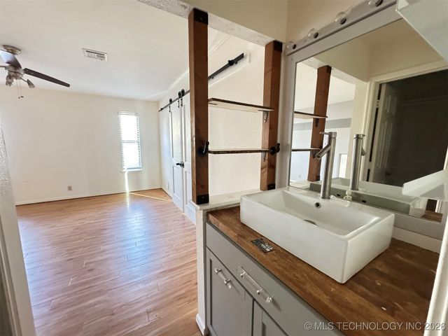 13502 E 30th Place E, Tulsa, OK 74134