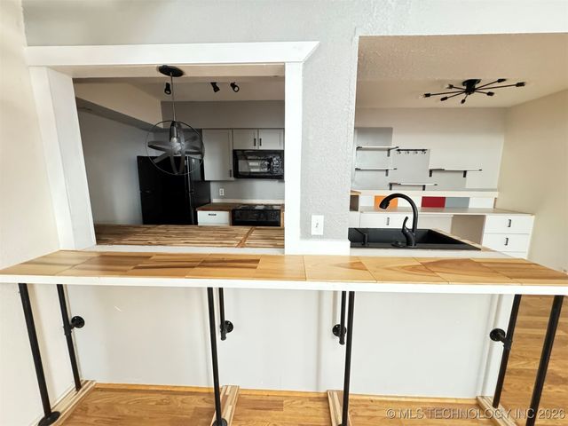 13502 E 30th Place E, Tulsa, OK 74134