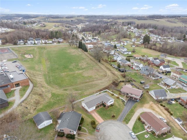 805 James Way, Mt Pleasant Boro, PA 15666