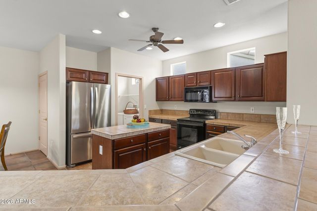 17850 N NAVARRO Court, Surprise, AZ 85374