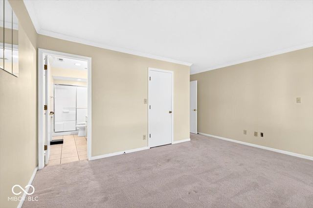528 E Hunters Drive D, Carmel, IN 46032