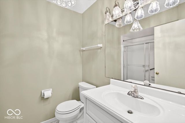 528 E Hunters Drive D, Carmel, IN 46032