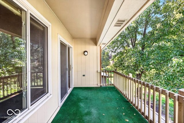 528 E Hunters Drive D, Carmel, IN 46032