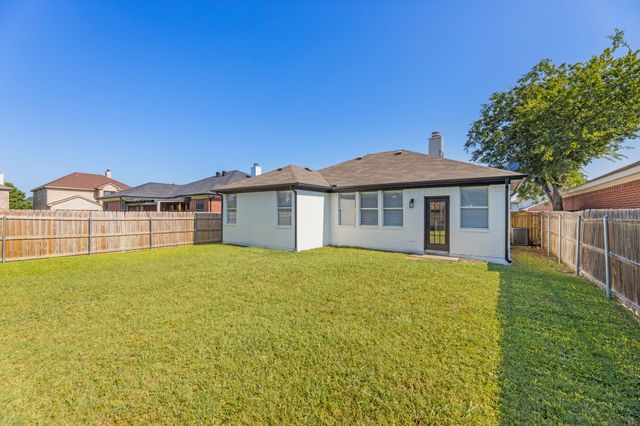 3504 Silverado Trail, Fort Worth, TX 76262