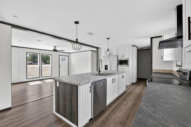 16381 SW 57TH ST, Ocala, FL 34481