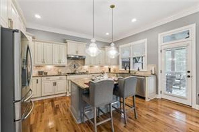 217 Trecastle Square, Canton, GA 30114