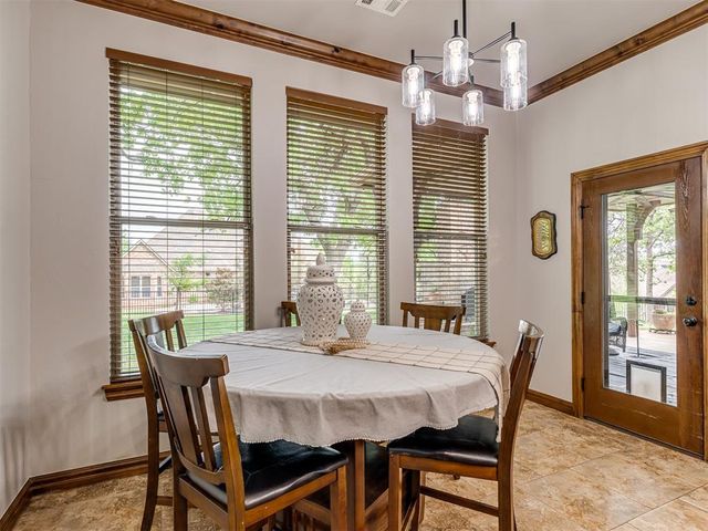 1733 Savona Lane, Edmond, OK 73034