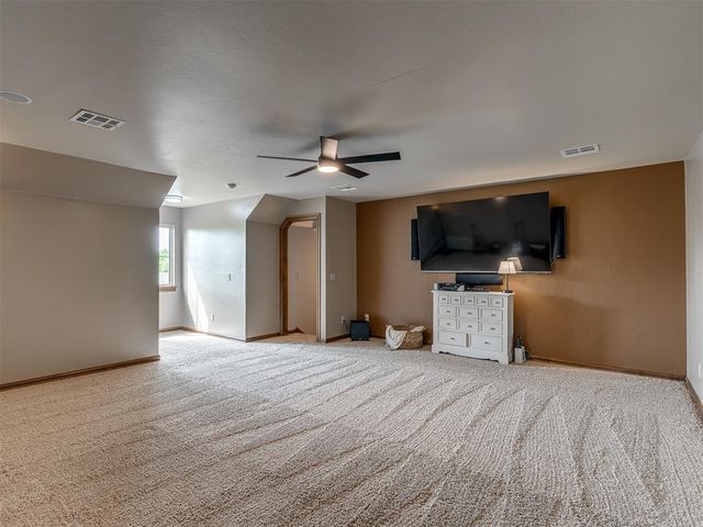 1733 Savona Lane, Edmond, OK 73034