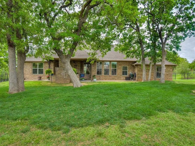 1733 Savona Lane, Edmond, OK 73034