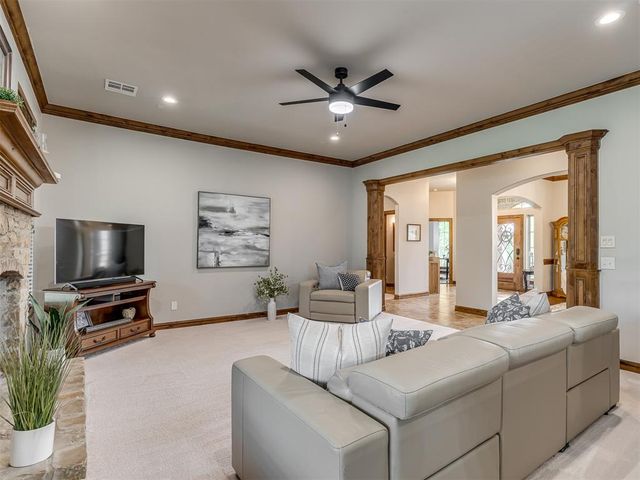 1733 Savona Lane, Edmond, OK 73034