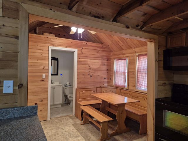 27 Bragdon Farm Road, Wakefield, NH 03830