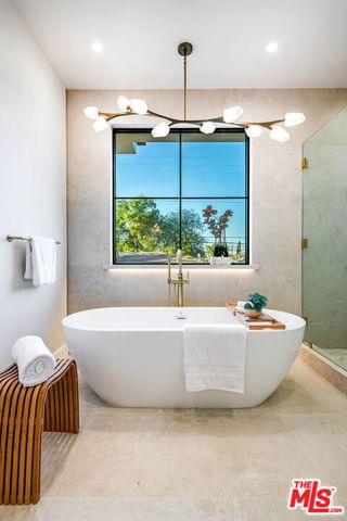 12427 Cumpston Street, Valley Village, CA 91607