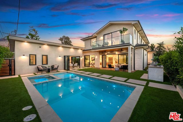 12427 Cumpston Street, Valley Village, CA 91607