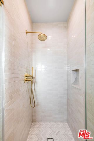 12427 Cumpston Street, Valley Village, CA 91607