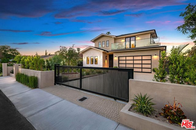 12427 Cumpston Street, Valley Village, CA 91607