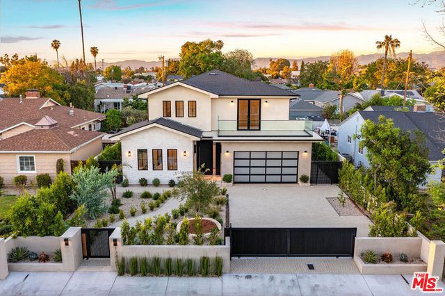 12427 Cumpston Street, Valley Village, CA 91607