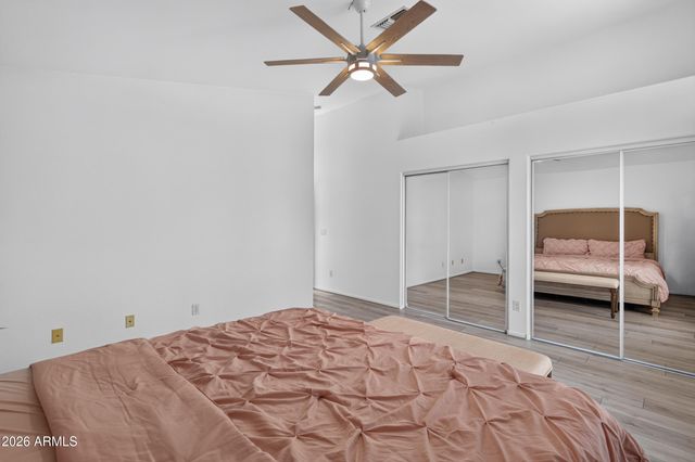 909 S SCALLOP Drive, Gilbert, AZ 85233
