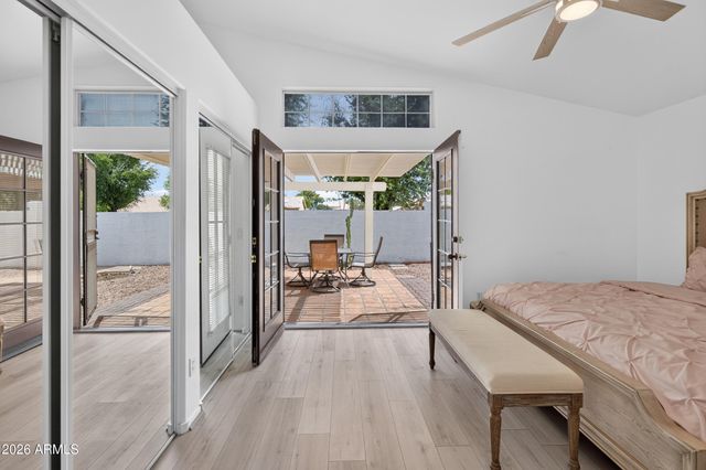 909 S SCALLOP Drive, Gilbert, AZ 85233