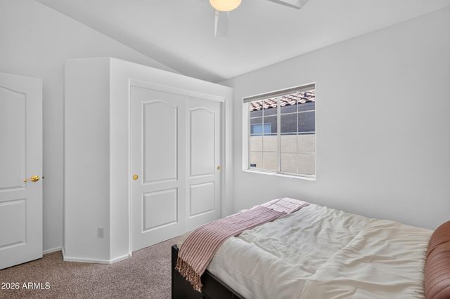 909 S SCALLOP Drive, Gilbert, AZ 85233