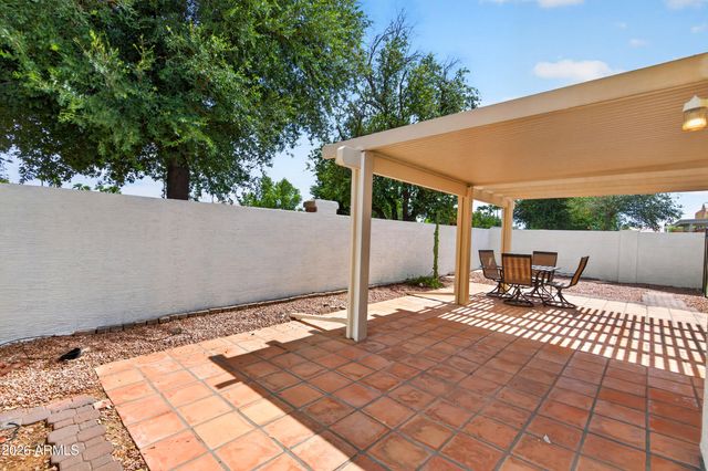 909 S SCALLOP Drive, Gilbert, AZ 85233