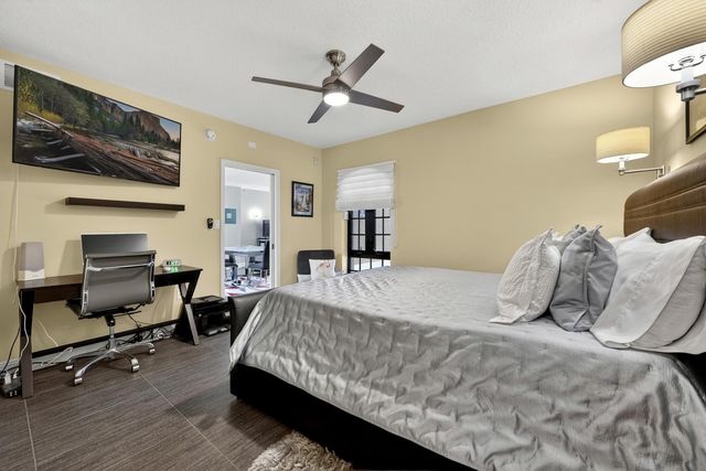 511 Lucerne Avenue 312, Lake Worth Beach, FL 33460